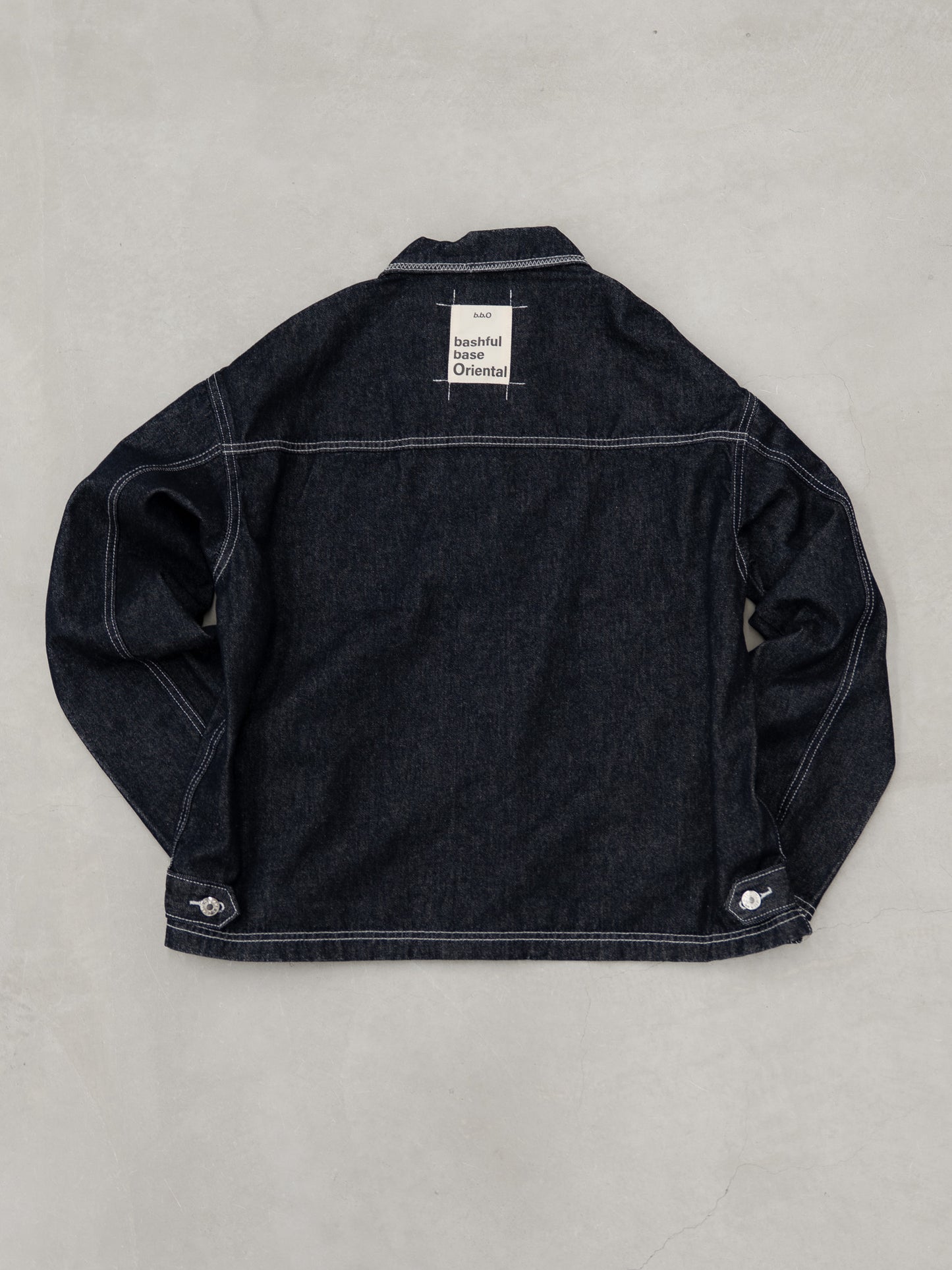 【bbO】ステッチデザインショートデニムジャケット
