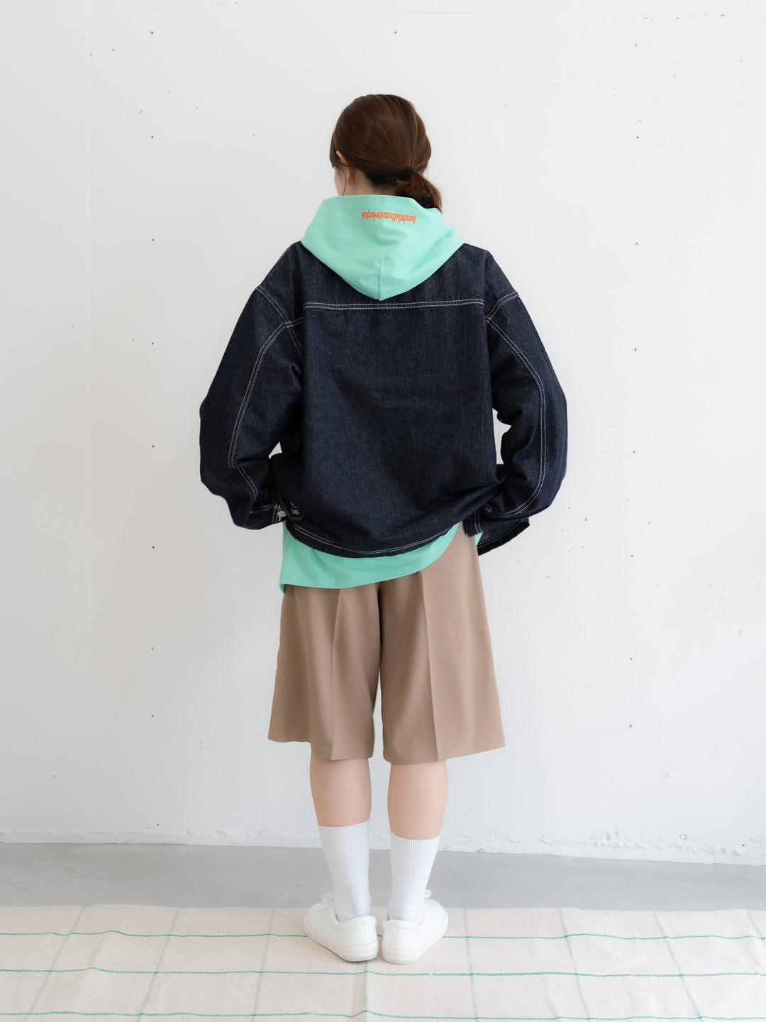 【bbO】ステッチデザインショートデニムジャケット
