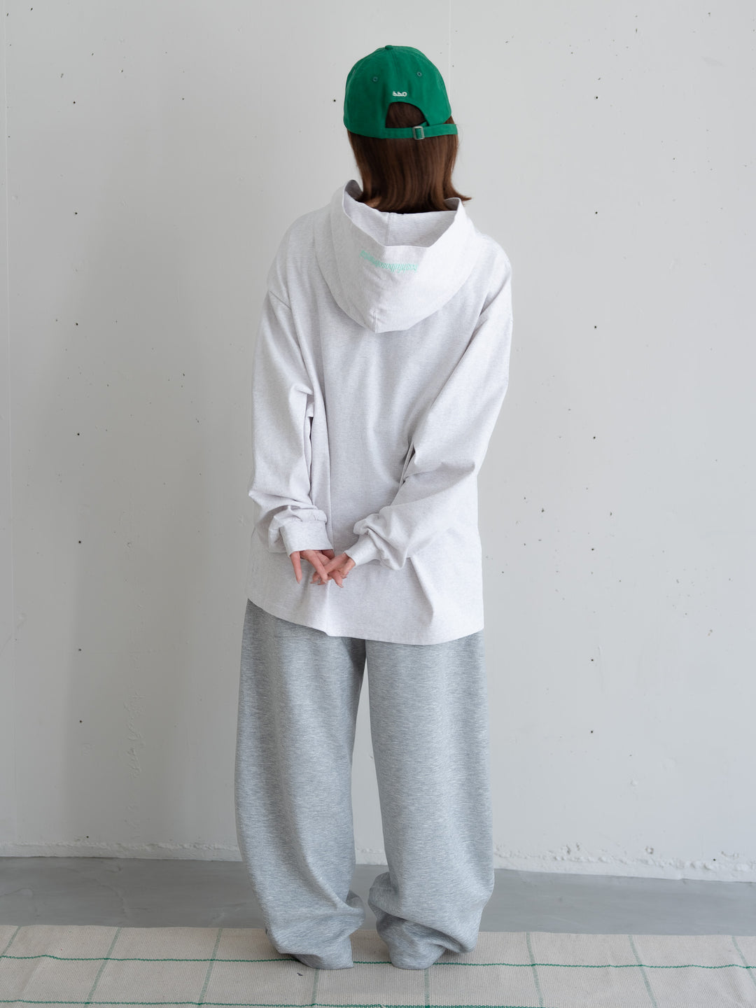 [SET]ロゴビッグシルエットカットフーディー・パーカー+ロゴビッグシルエットカットフーディー・パーカー(2set)