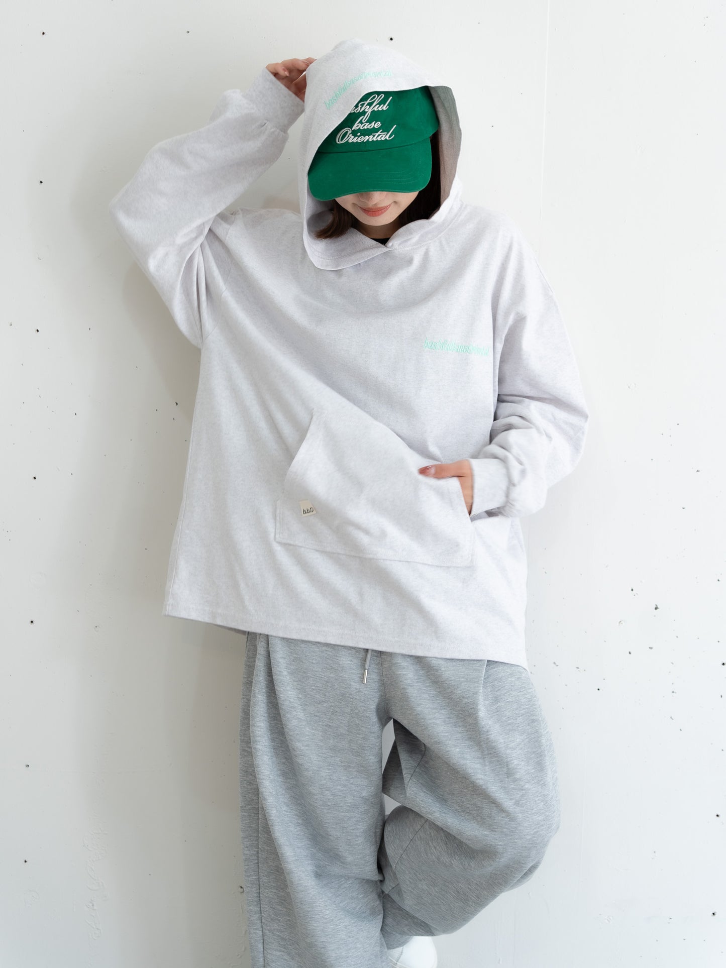 [SET]ロゴビッグシルエットカットフーディー・パーカー+ロゴビッグシルエットカットフーディー・パーカー(2set)