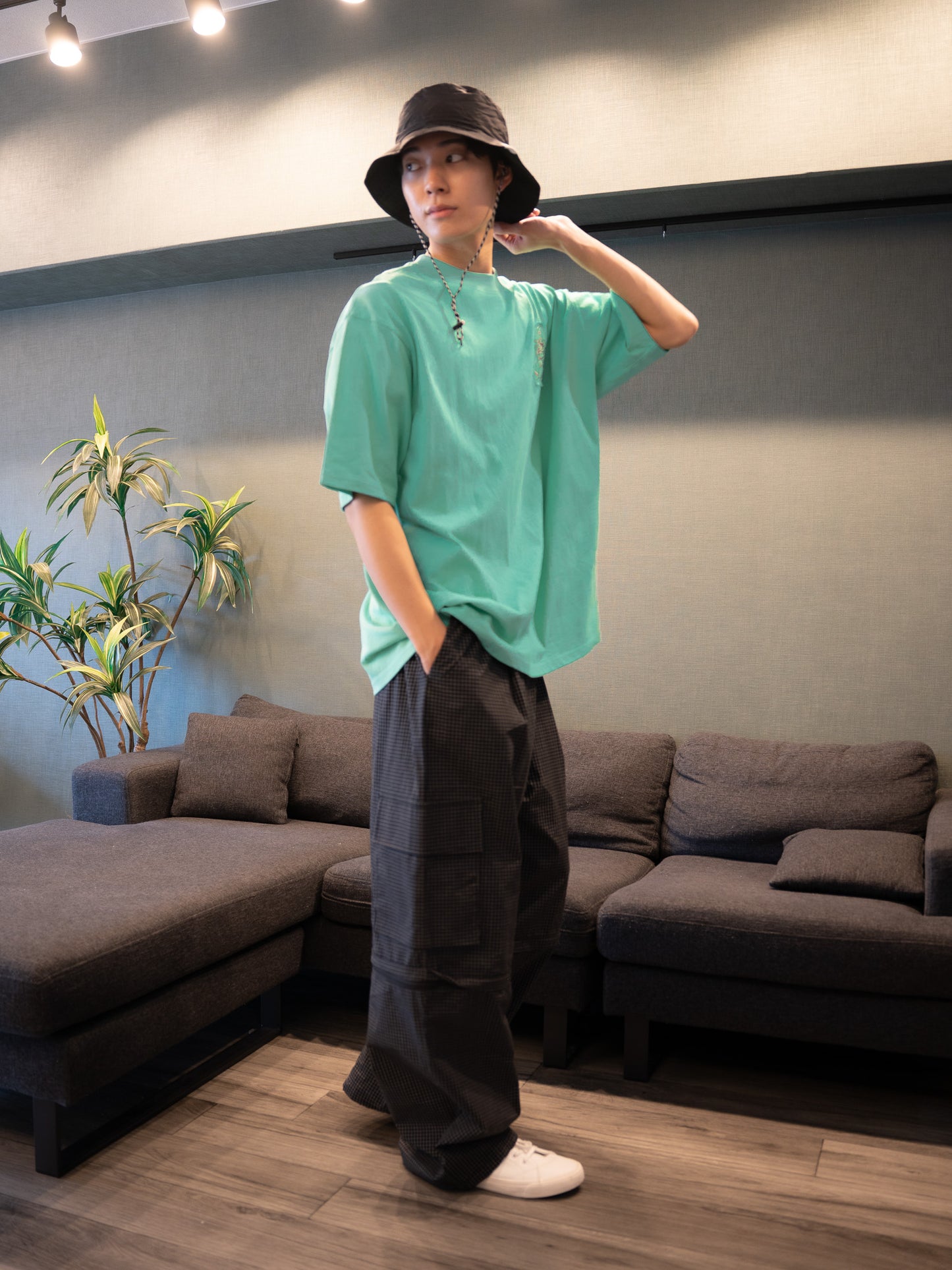 【bbO】オーバーサイズバッシュフルくんパッチT