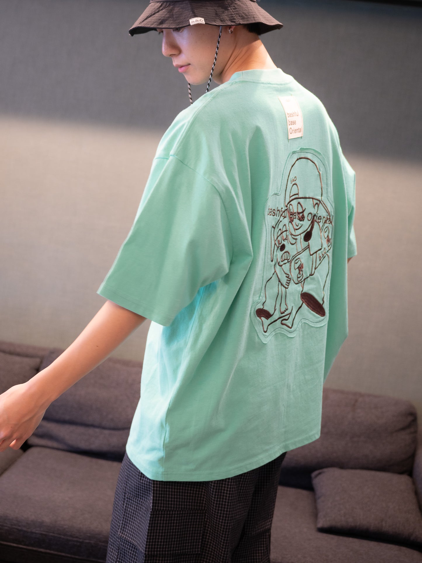 【bbO】オーバーサイズバッシュフルくんパッチT