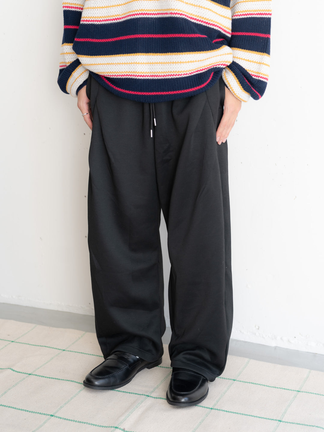 【bbO】デザインスウェットカーブパンツ