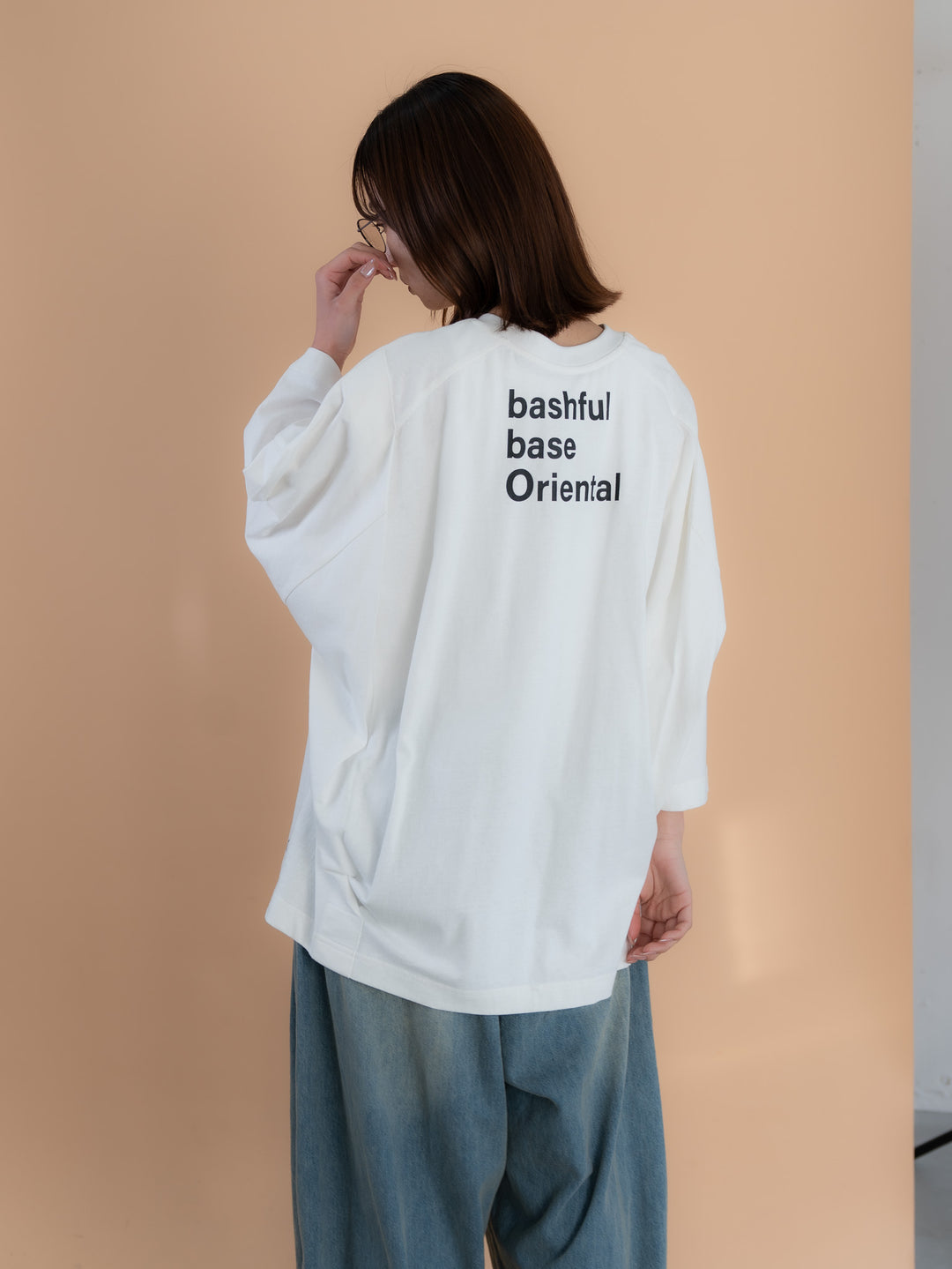 [一部予約]【bbO】バックロゴボリュームT
