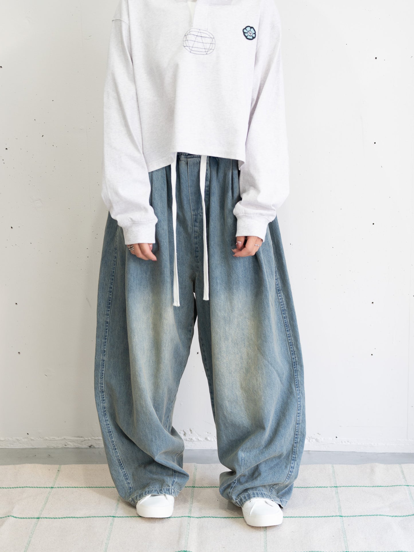 【bbO】イージーコクーンワイドデニムパンツ