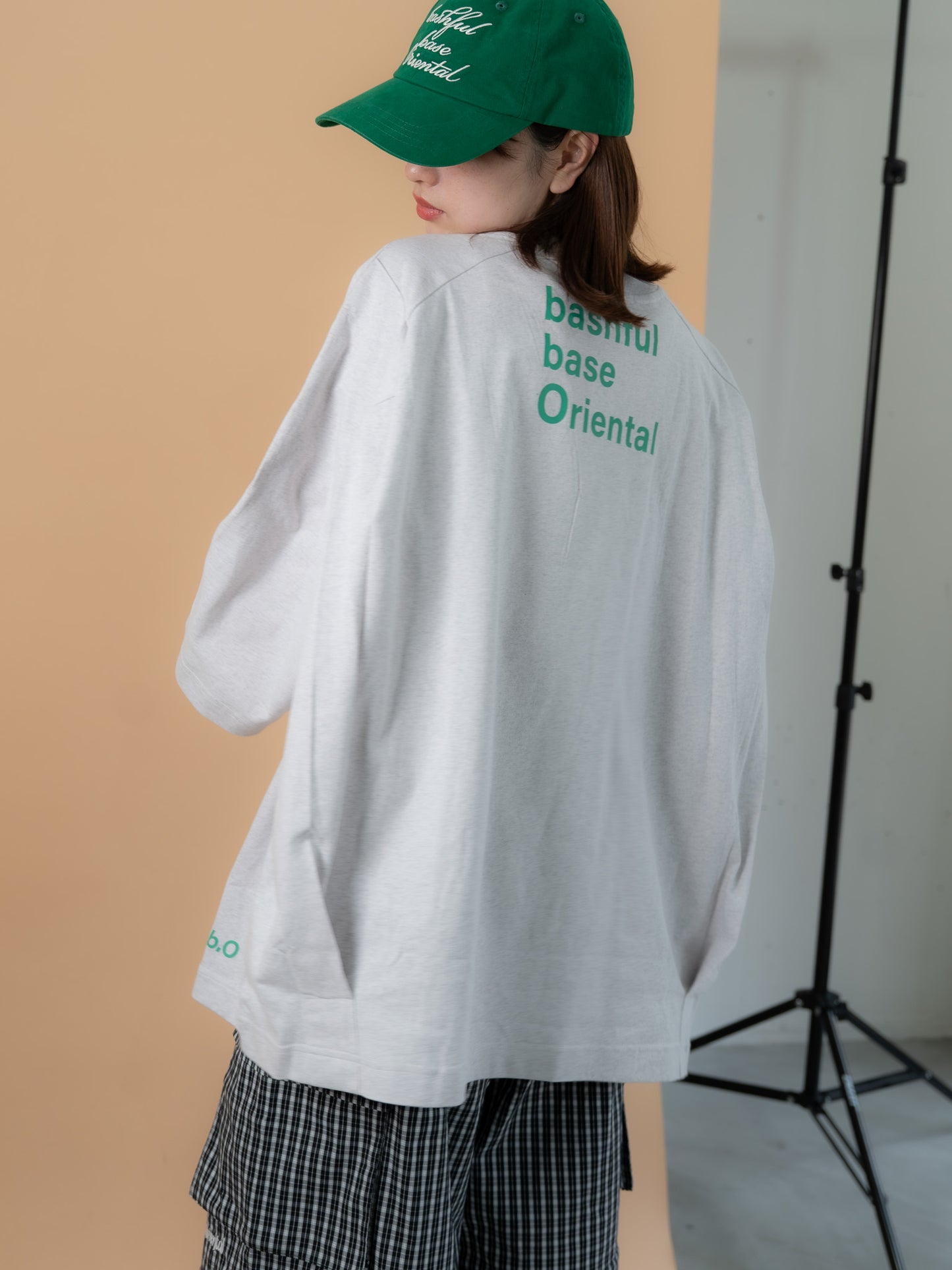 【bbO】バックロゴボリュームT