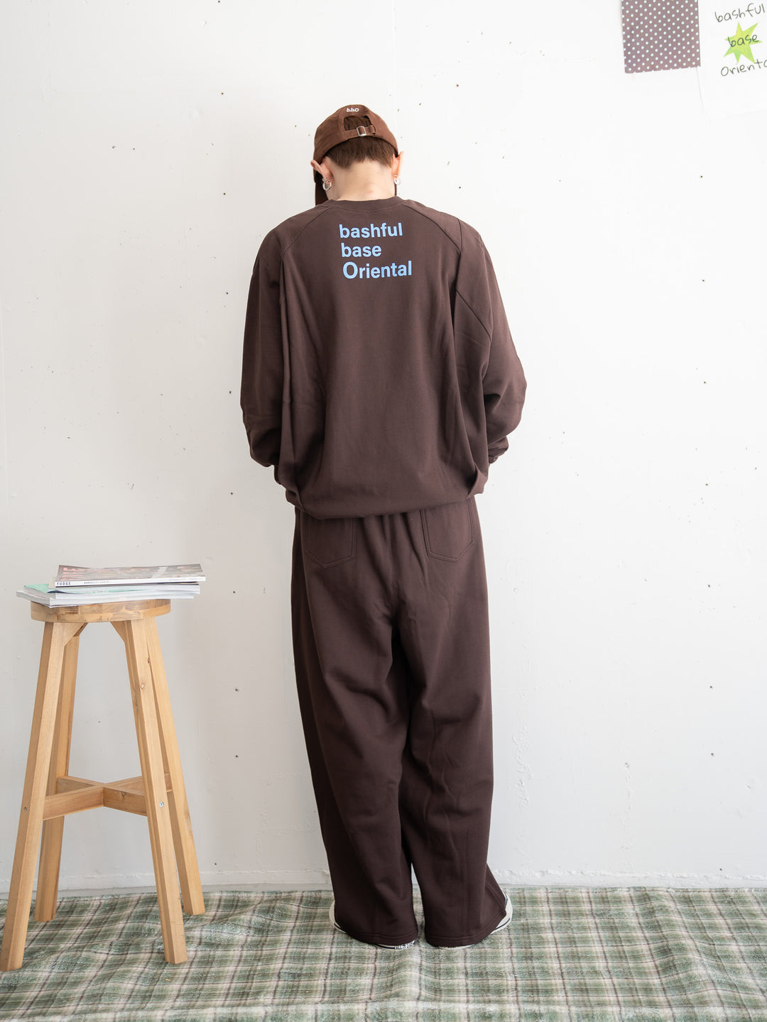 【bbO】バックロゴボリュームスウェットプルオーバーxイージーコクーンワイドスウェットパンツ（2枚組み）