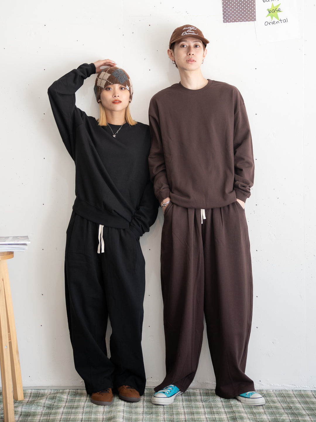 【bbO】バックロゴボリュームスウェットプルオーバーxイージーコクーンワイドスウェットパンツ（2枚組み）