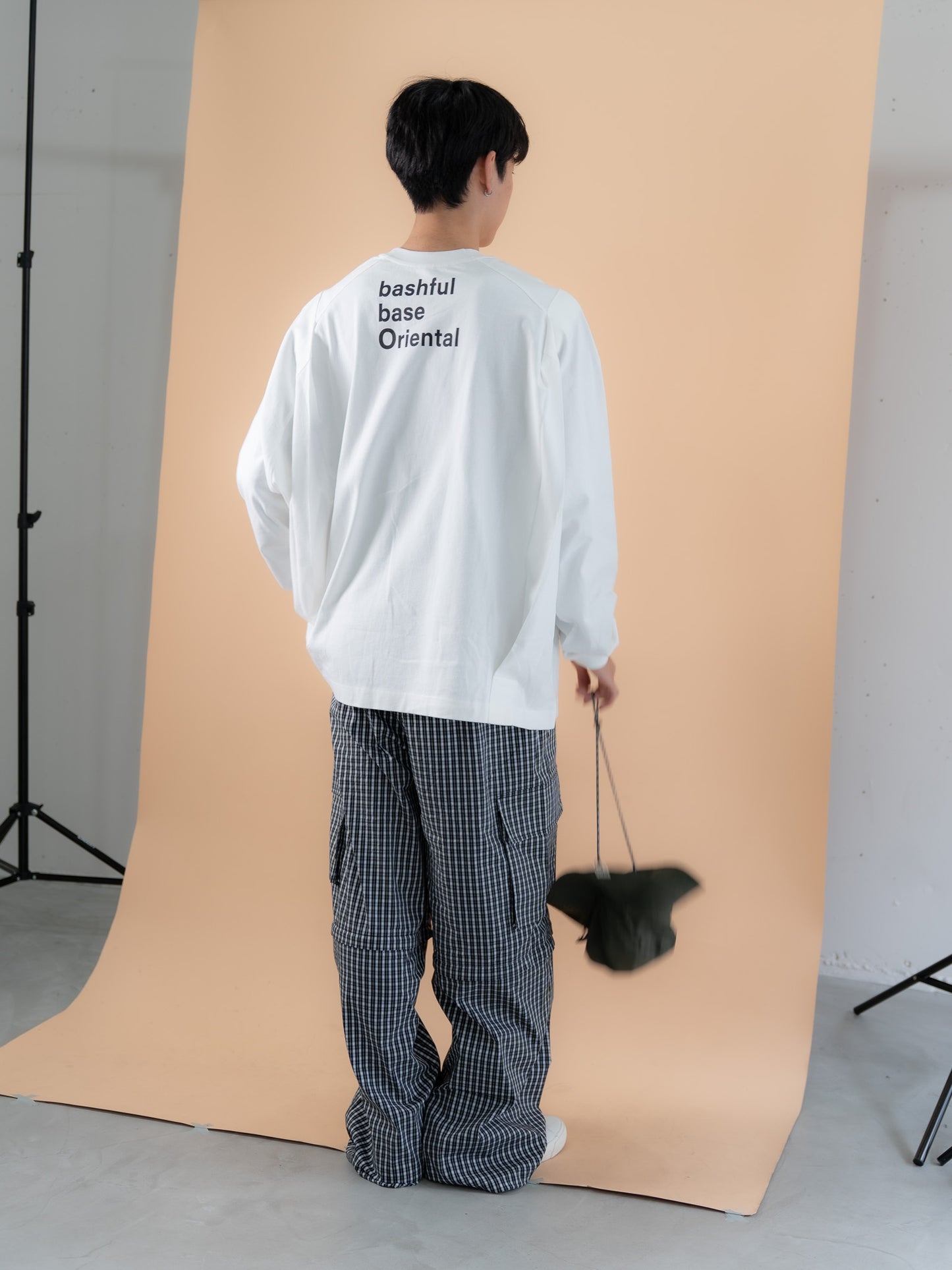 【bbO】バックロゴボリュームロンT