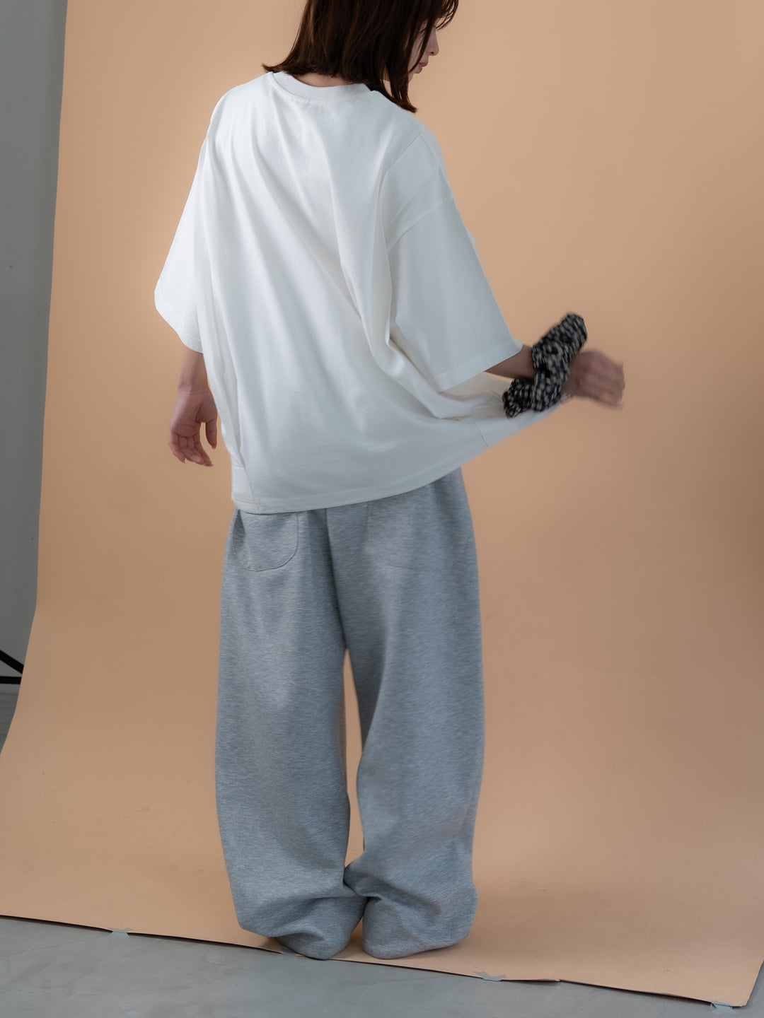 【bbO】バックタックコクーンドロストTシャツ