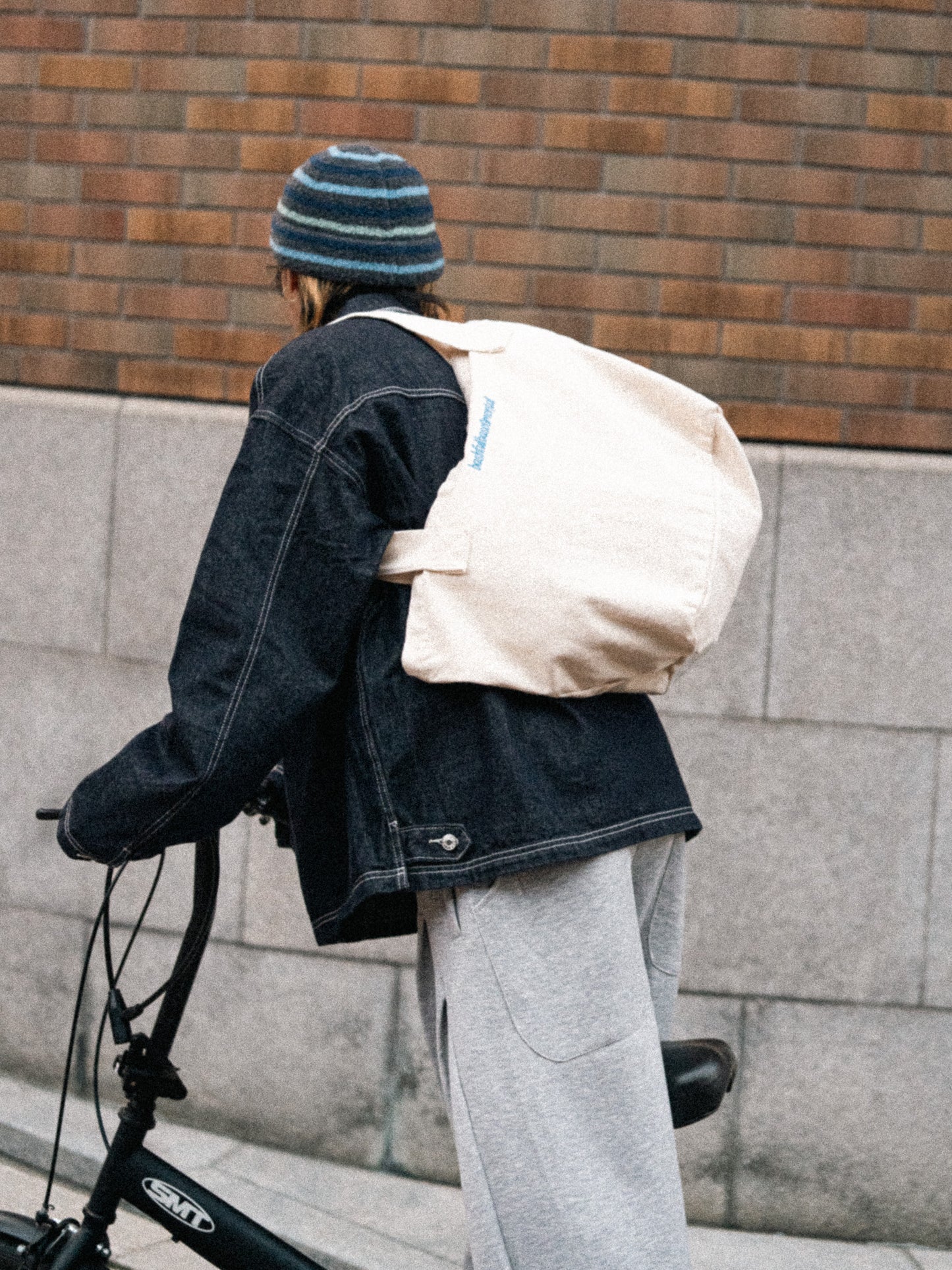 【bbO】ロゴビッグキャンバストートバッグ