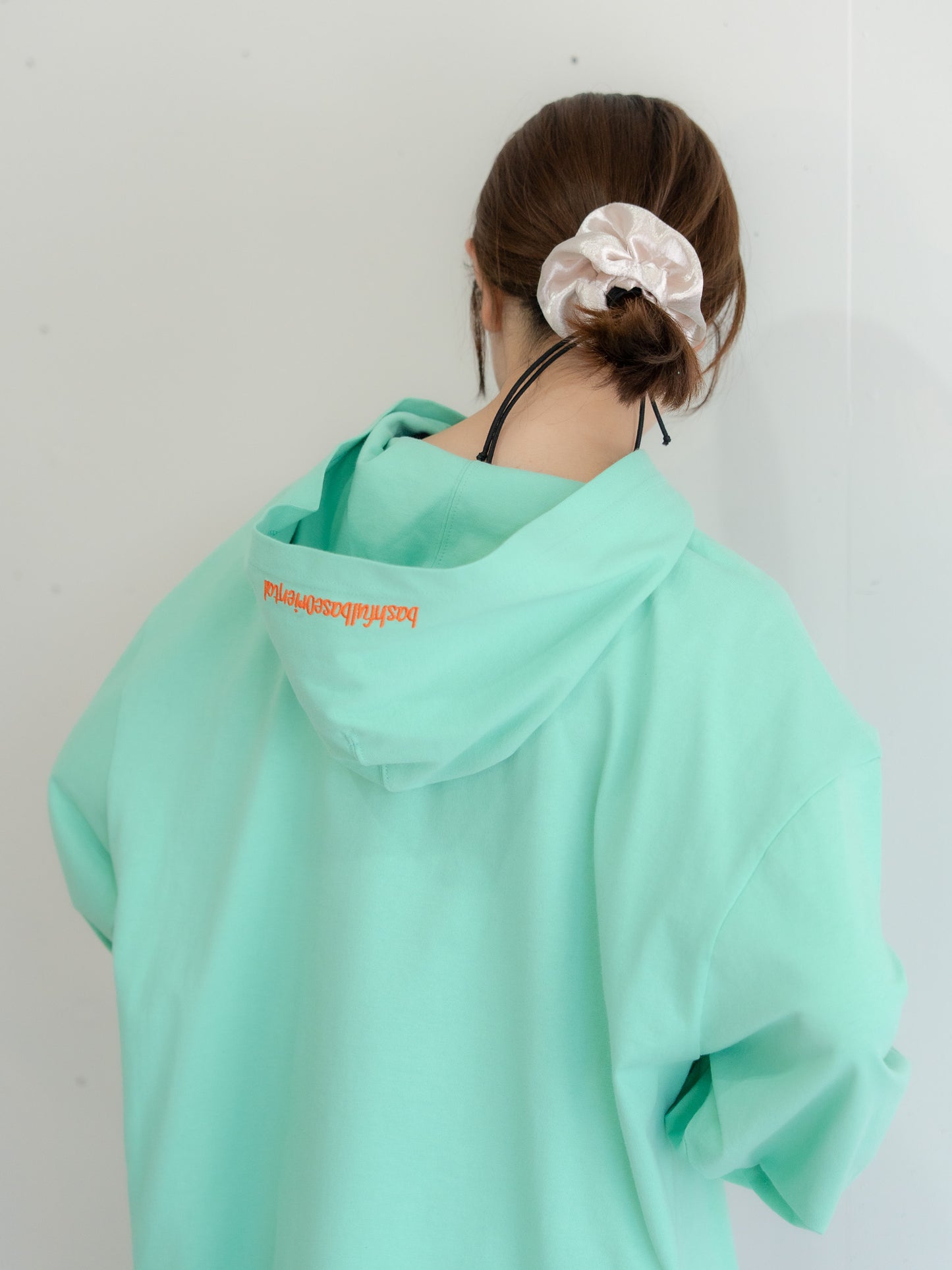 [SET]ロゴビッグシルエットカットフーディー・パーカー+ロゴビッグシルエットカットフーディー・パーカー(2set)