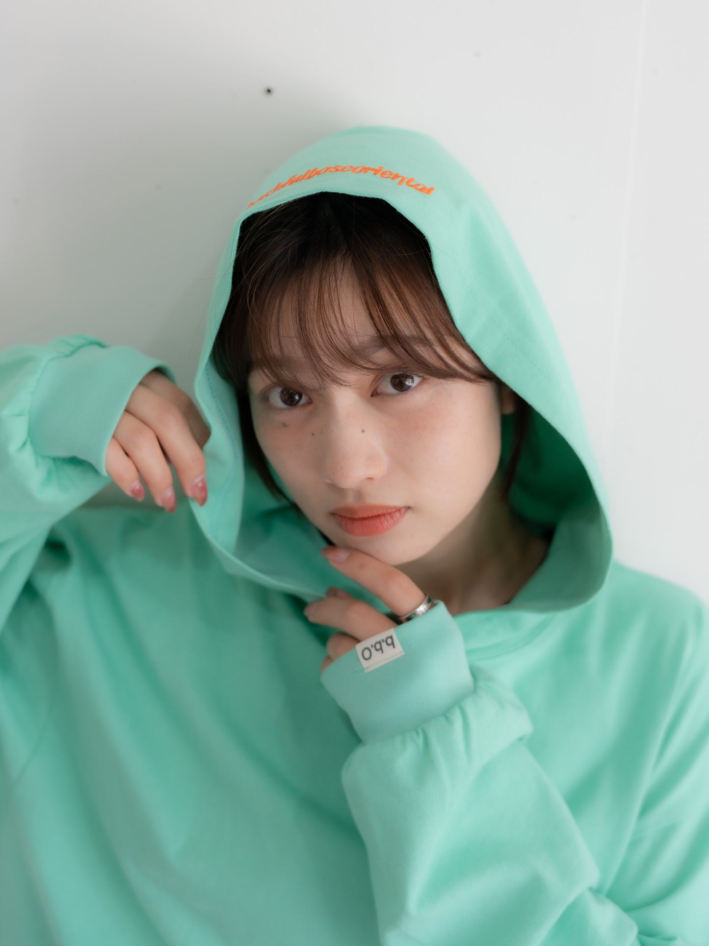 [SET]ロゴビッグシルエットカットフーディー・パーカー+ロゴビッグシルエットカットフーディー・パーカー(2set)