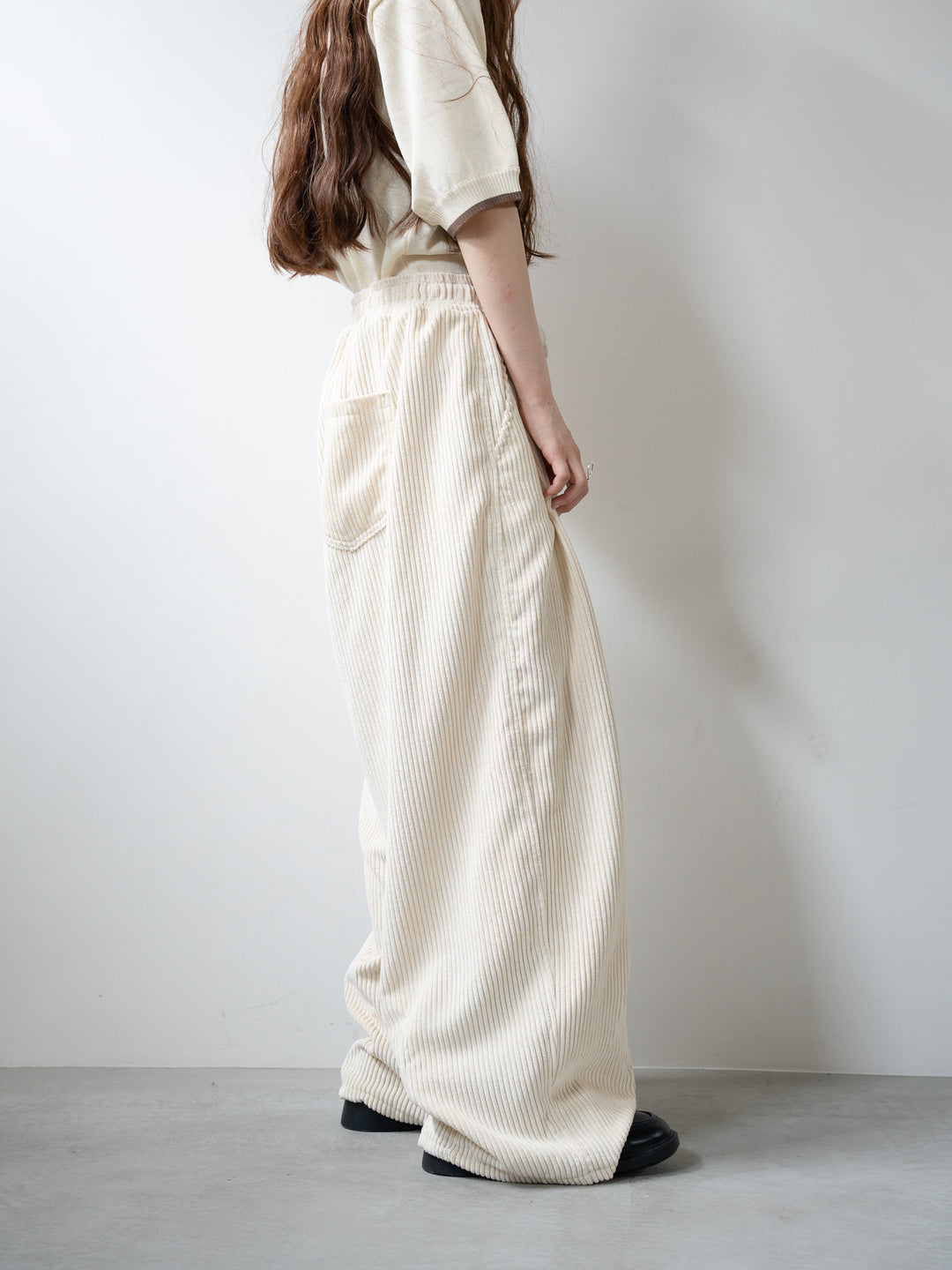 【bbO】イージーコクーンワイドコーデュロイパンツ