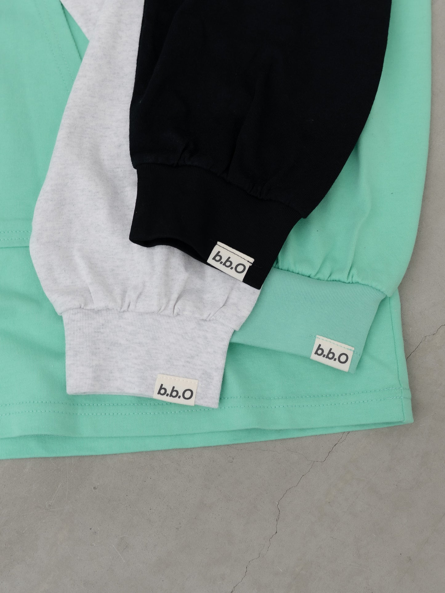 [SET]ロゴビッグシルエットカットフーディー・パーカー+ロゴビッグシルエットカットフーディー・パーカー(2set)