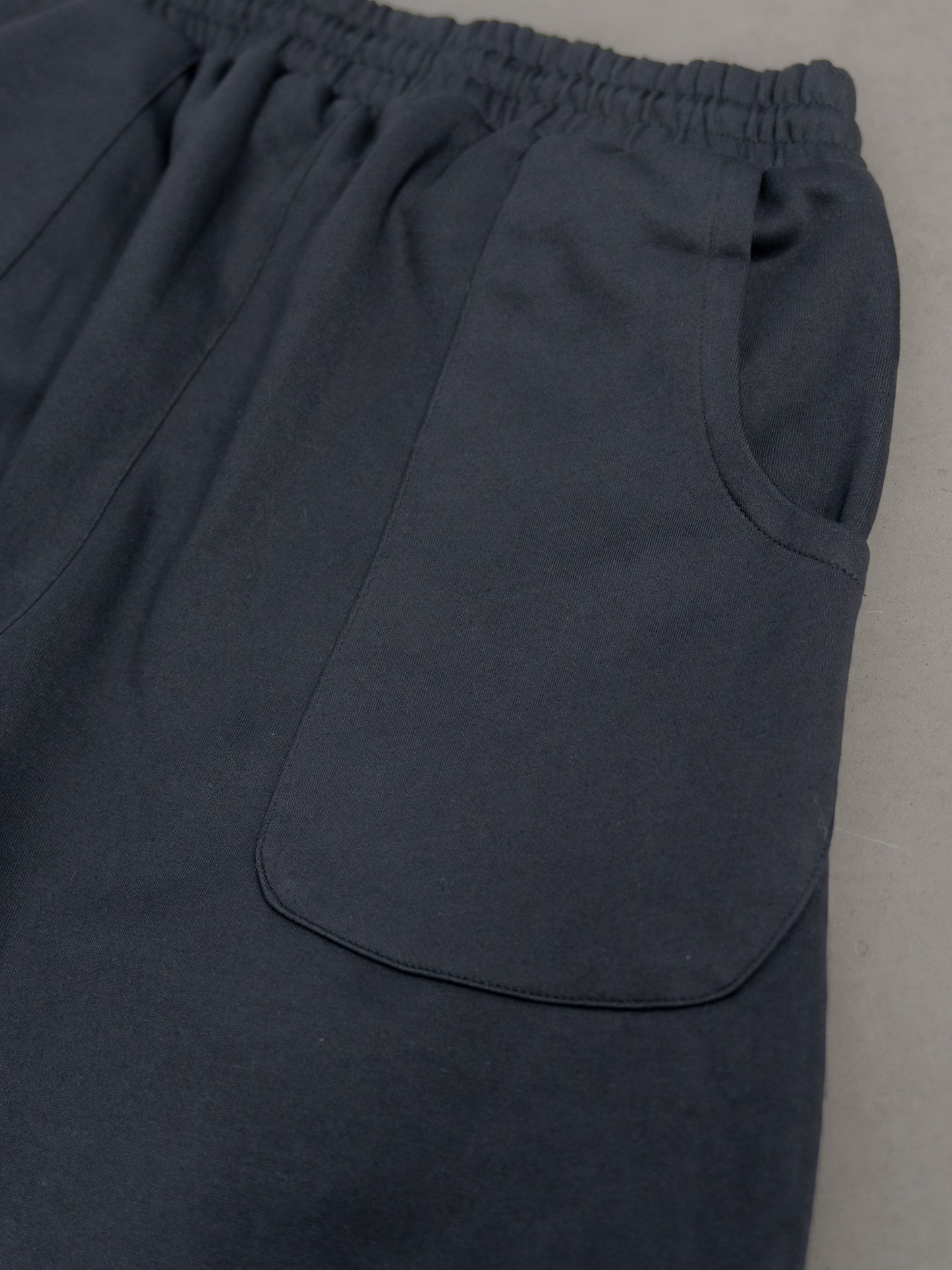 【bbO】デザインスウェットカーブパンツ