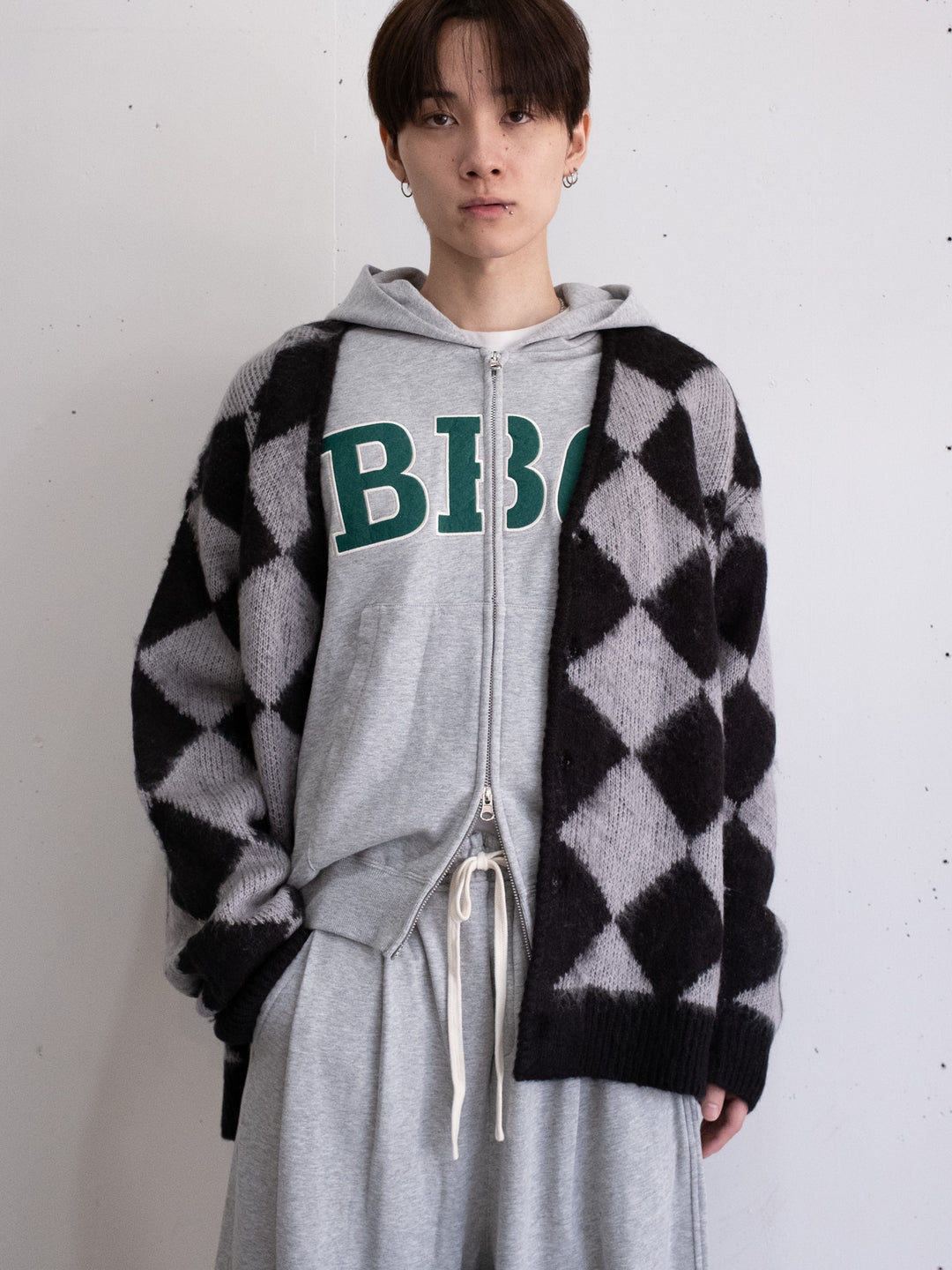 【bbO】シャギーモヘアタッチダイヤニットカーディガン