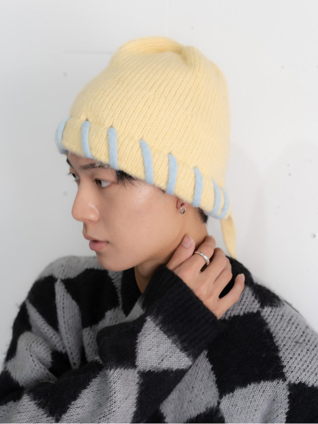 【bbO】ハンドステッチフラワーワッペンニットキャップ